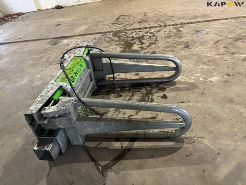 Rocon bale tongs with Euro hitch 4