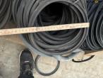 Pipe gaskets and sealing strips 9
