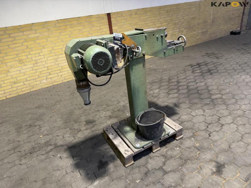 Pipe grinding machine 3