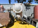 Roug 2500 liter oil tank with pump 9