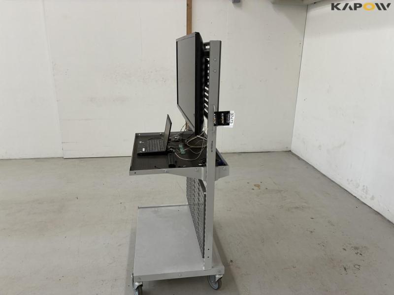 Rolling table with screen and computer for presentation 5