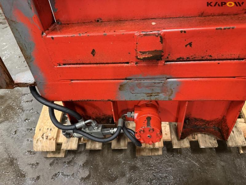 Round bale rolls with John Deere hitch 12