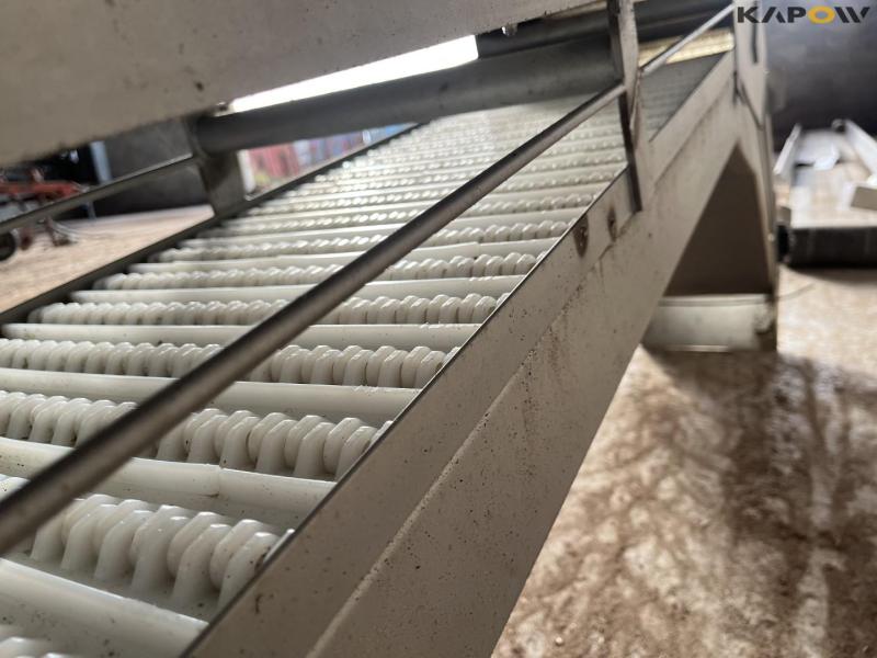 Stainless conveyor belt 13