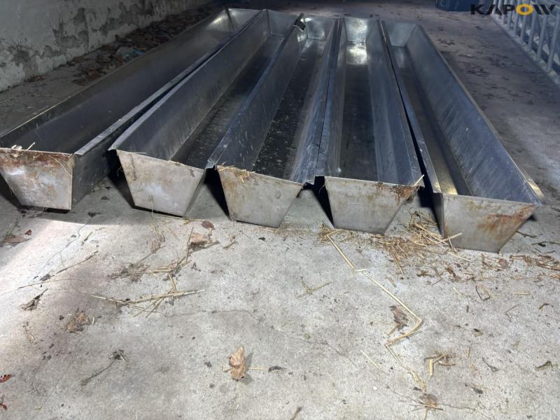 Stainless steel cribs 12