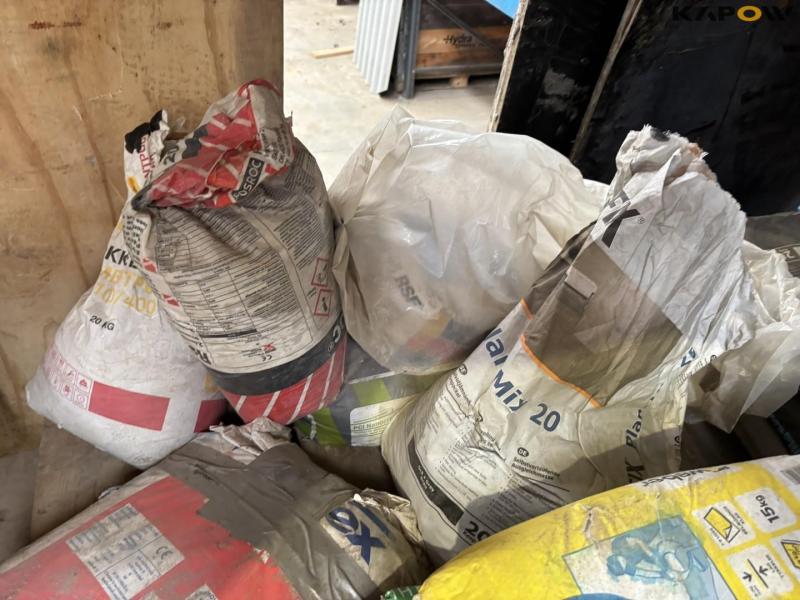 Bagged goods and cans 56