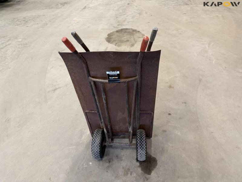 Sack trucks, chains and hoists 6