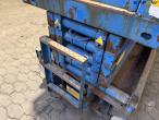 Scissor lift 10
