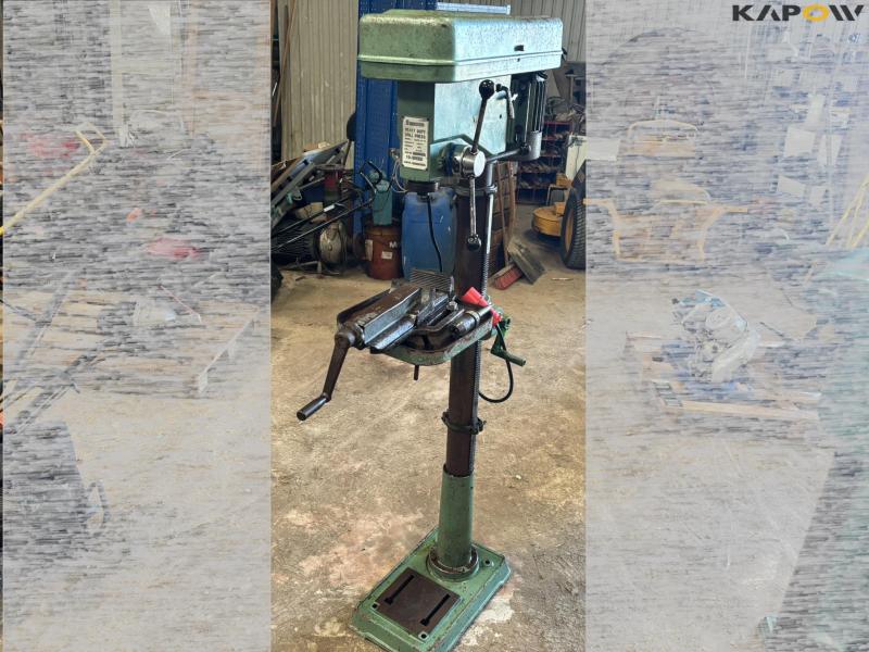 Samson DPFC-17-12 pillar drill 4