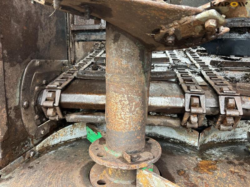 Samson Flex 16 fertilizer spreader 28