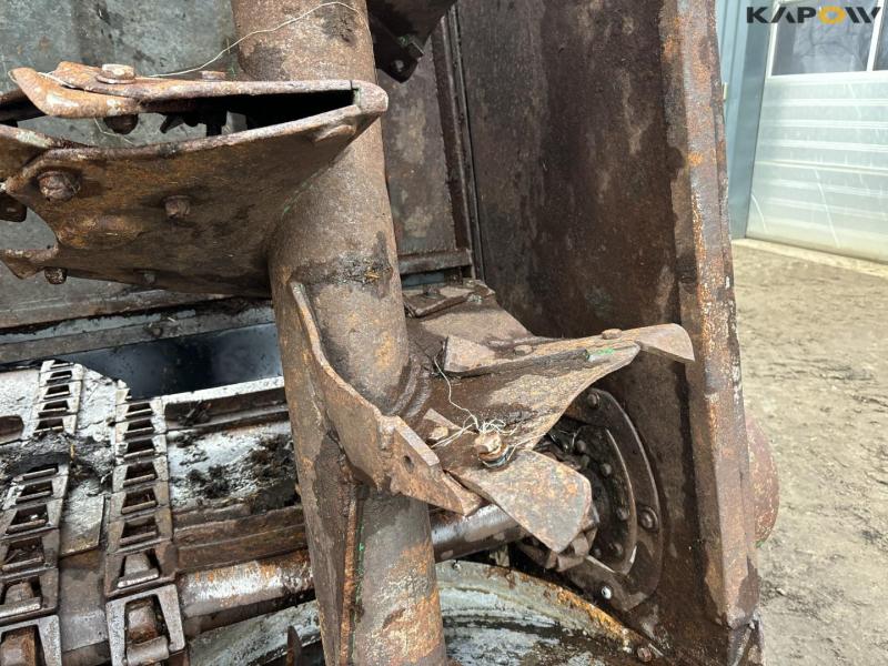 Samson Flex 16 fertilizer spreader 29