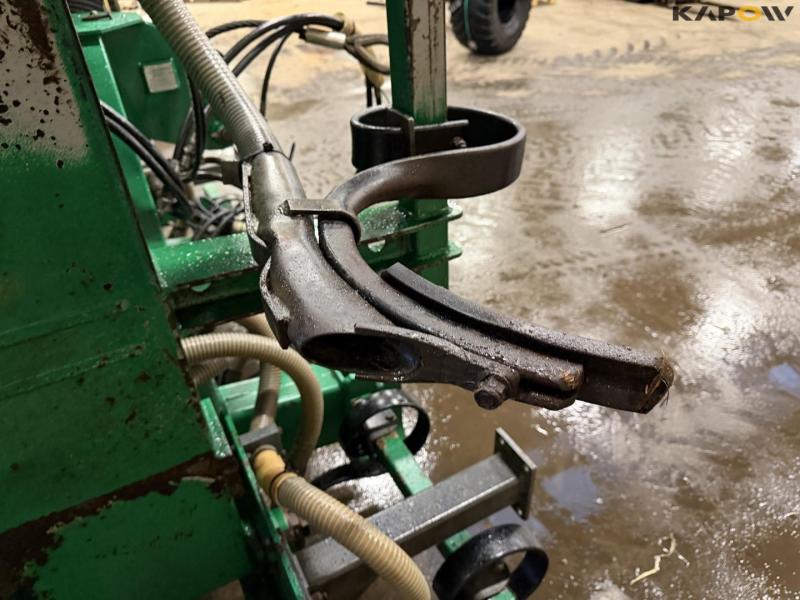 Samson slurry injector 33