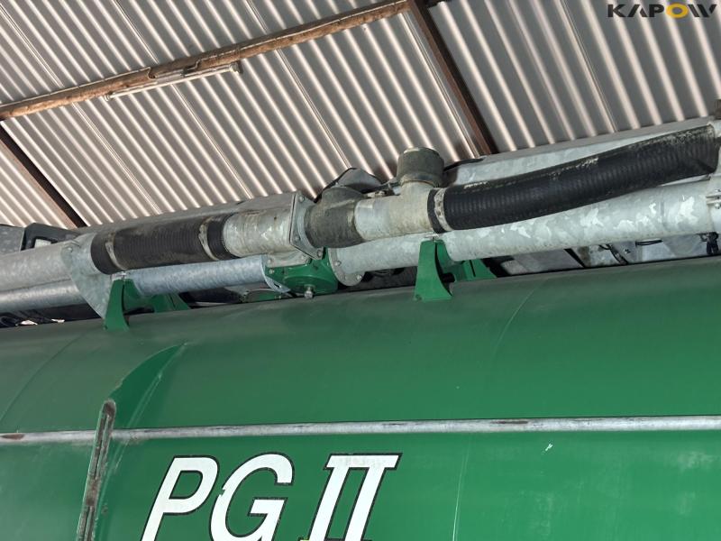 Samson PG II 27 with 24 meter hose boom 61