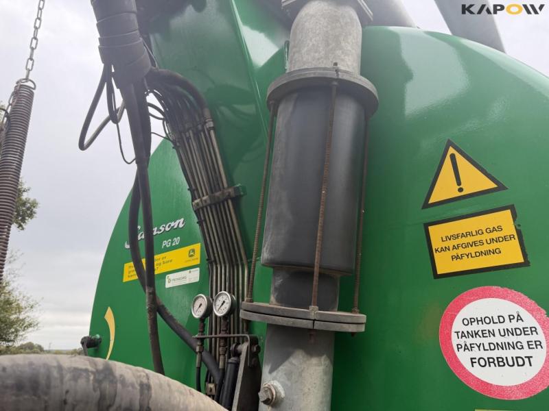 Samson PG20 slurry tanker with 24 meter boom 11
