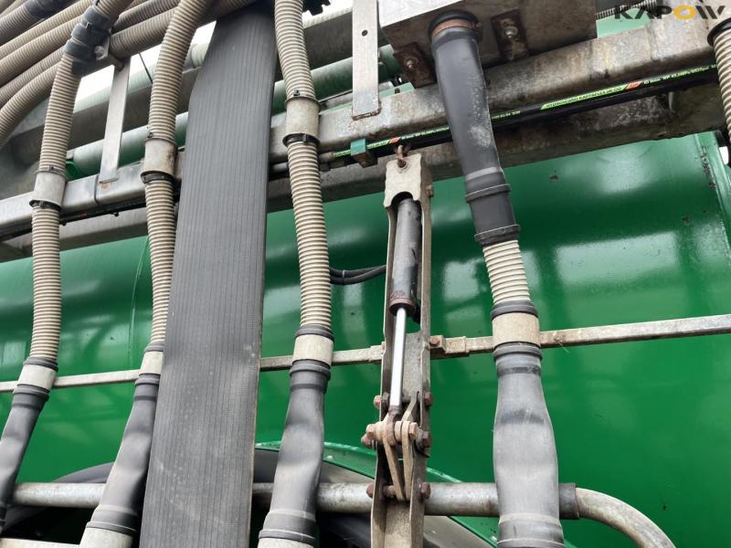 Samson PG20 with 24 meter SBX-2 anti drip hose boom 33