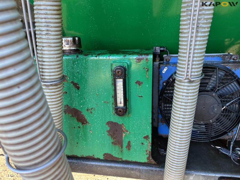 Samson PG25 slurry tanker without hose boom 15