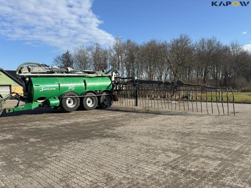 Samson PG25 with crane and tow hoses 24 meters 8