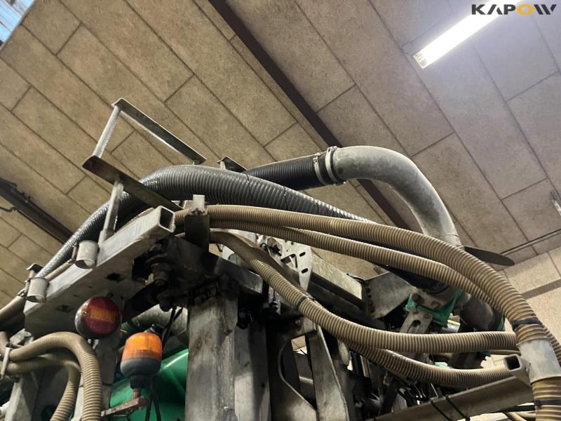 Samson SBX 24 meter hose boom with anti-drip 24