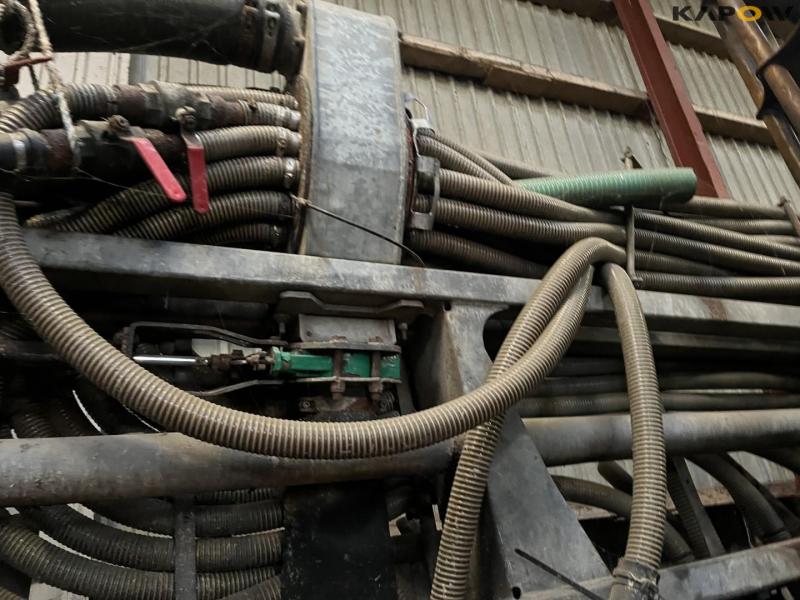 Samson SBX 30 meter hose boom with anti-drip 13