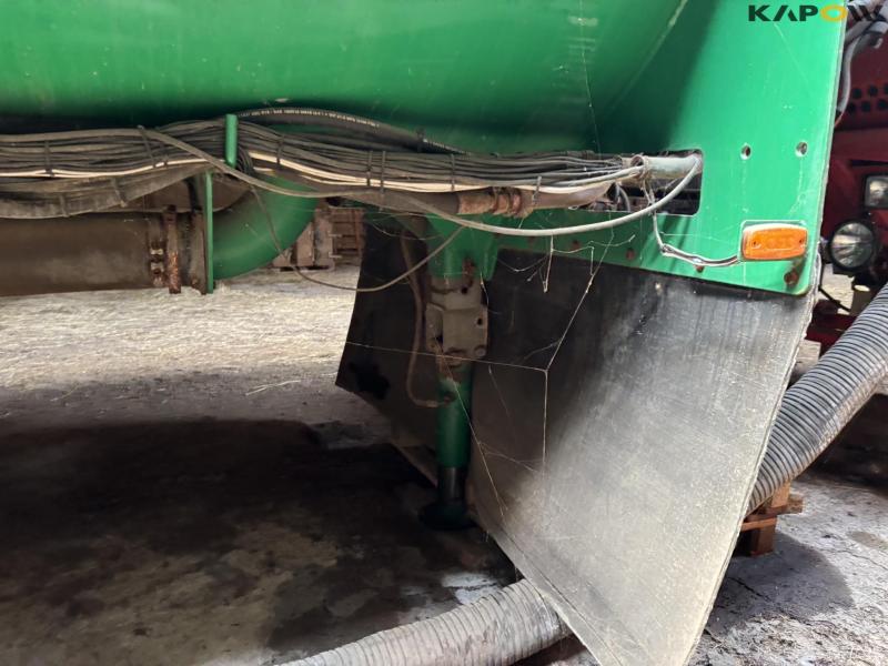 Samson SG 23 slurry tanker 15