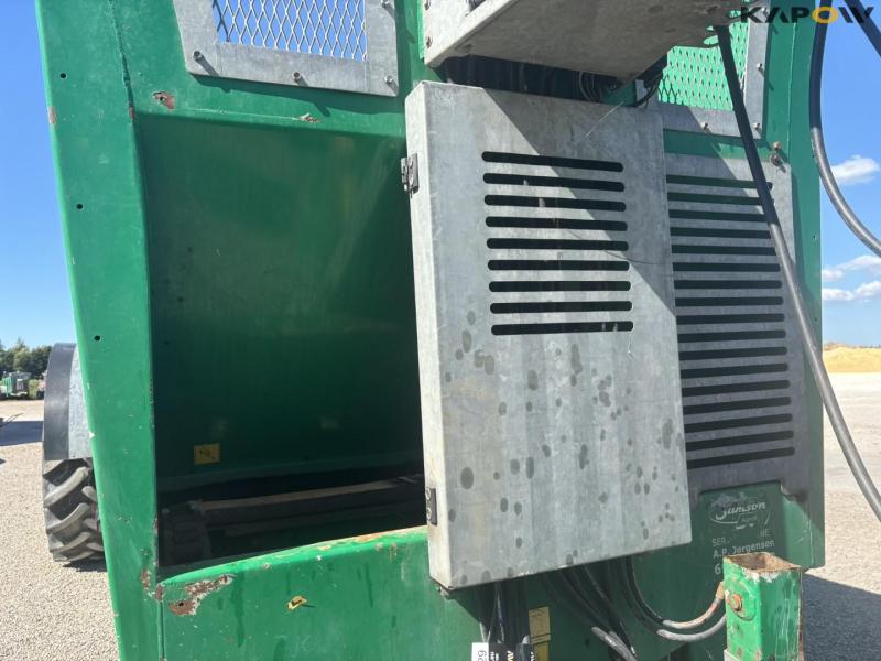 Samson SPE 21 manure spreader 22