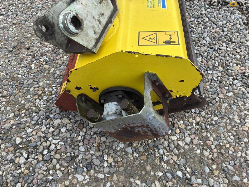 Sandri K5 finger clipper and Zappator BT100 flail clipper 32