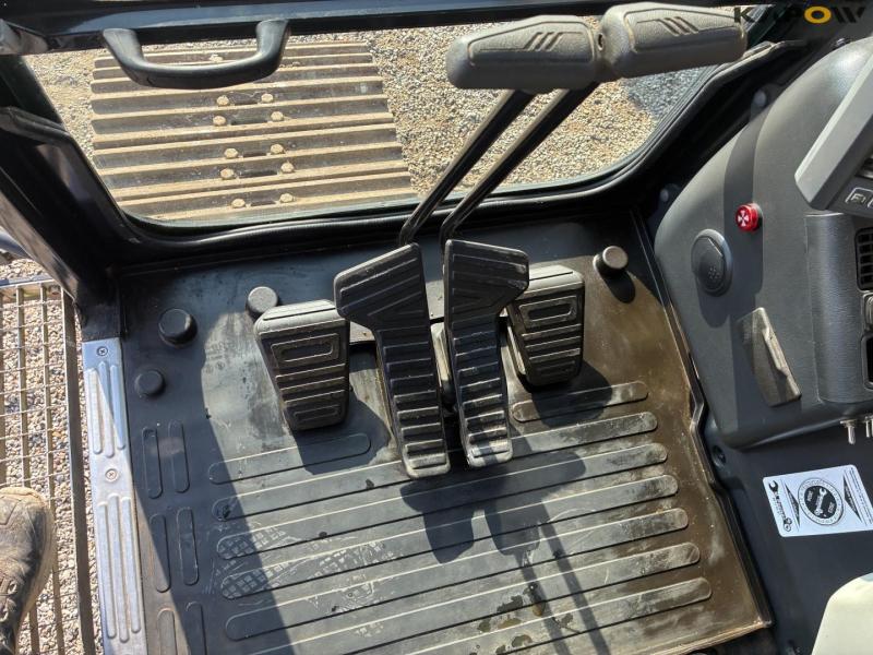 Sany SY265C LC excavator 73