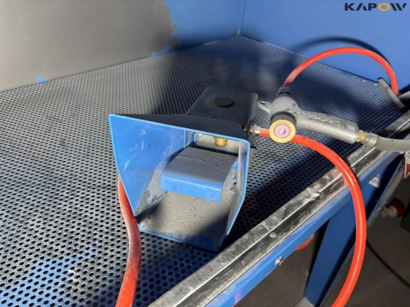 SBC 420 sandblasting cabin 8