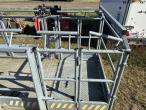 Scantruck crew basket and swivel joint 15