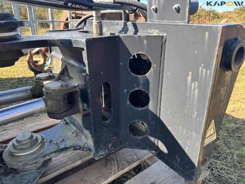 Scantruck MTH 180L swivel joint 9