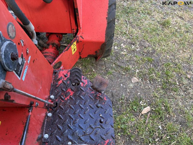 Schäffer 217 skid steer loader 28