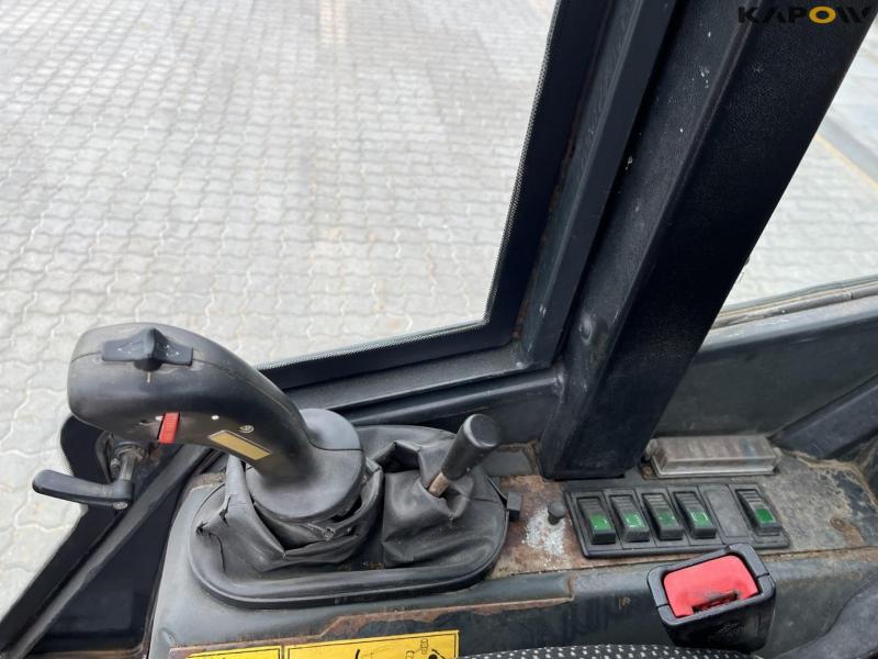 Schäffer 2445 skid steer loader 30