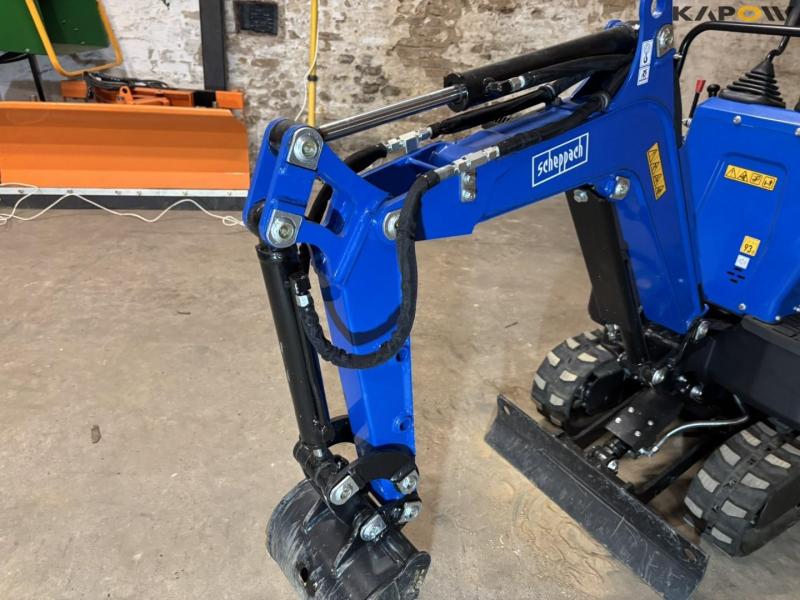 Scheppach EXC 815 mini excavator 10