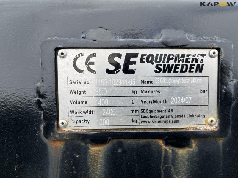SE bucket with JCB hitch - New 9