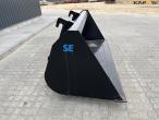 SE bucket with JCB hitch - New 4