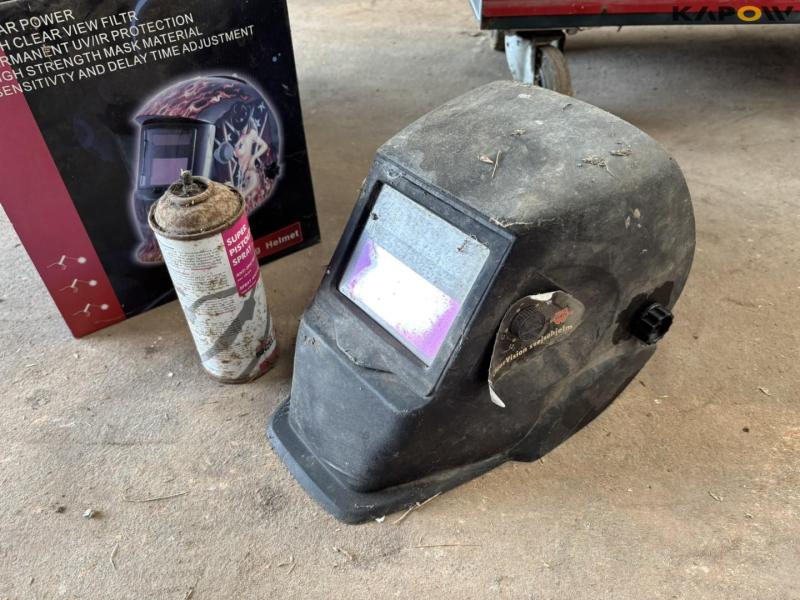 Senior 195 Co2 welder 29