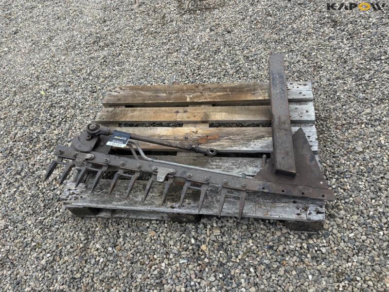 Side knife with oil 6