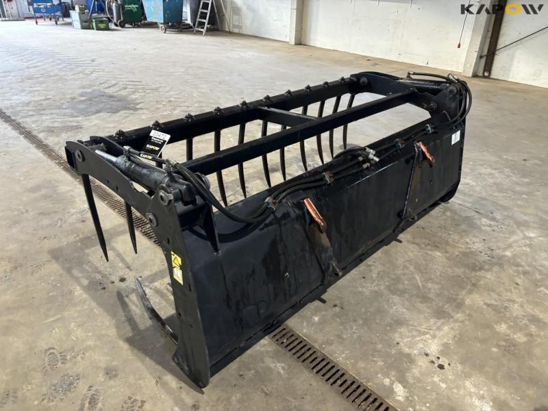 Silage grab with Euro hitch 7