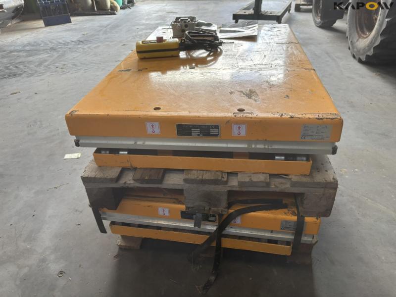 Silverstone HW502-Y lifting table 2 pcs. 2