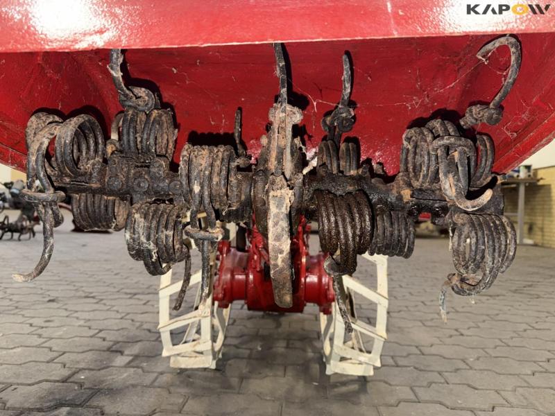 Simar 46 tool carrier with spring cutter 28