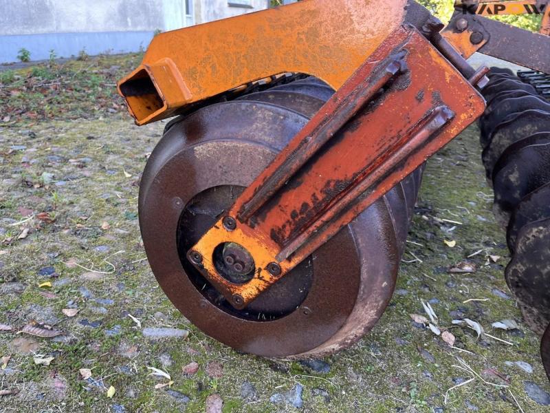 SIMBA XP 4.0 M/MTD plate harrow 13