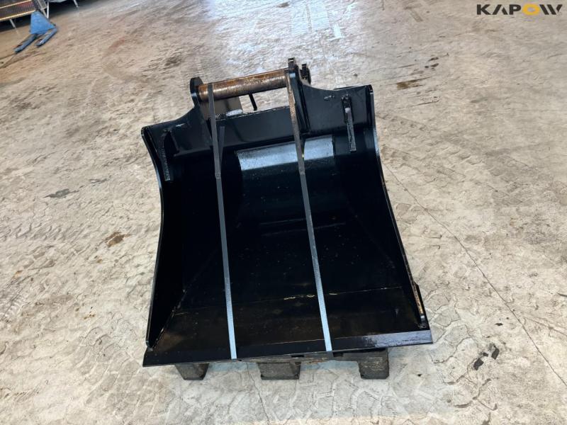 Sjørring bucket with S60 hitch 2