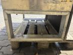 Vehicle-mounted cabinet 8
