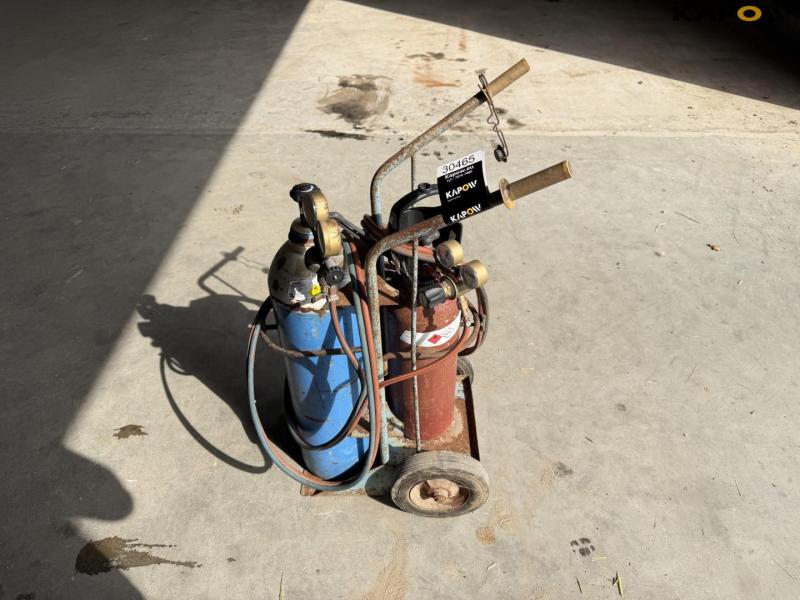 Cutting firewood set 8