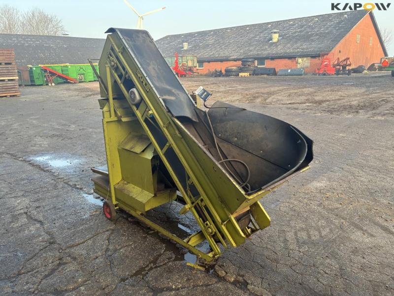 Skals AM bag filler with scale 3