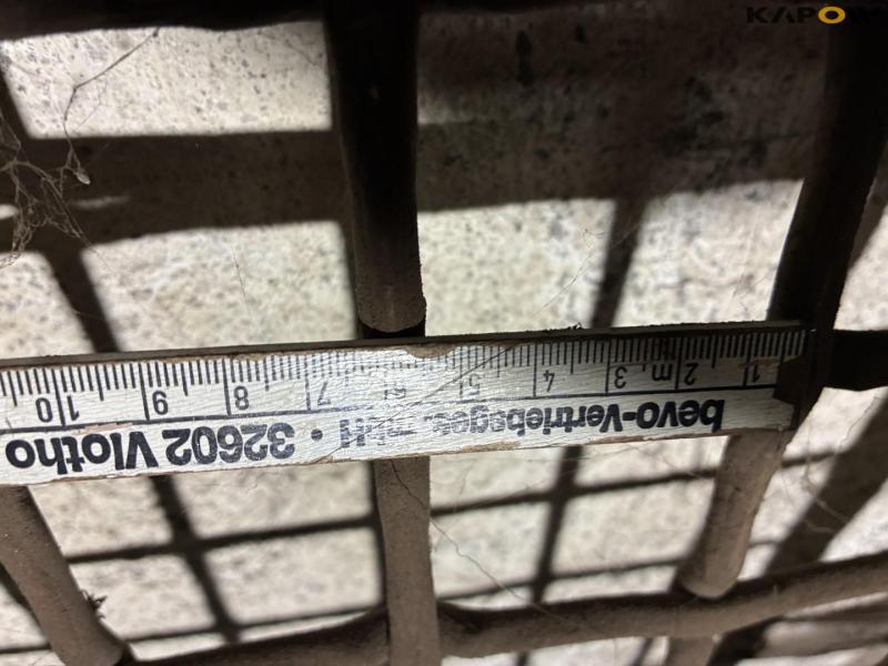 Peeling potato sorting machine 82