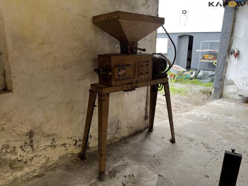 Skiold grain rollers 3