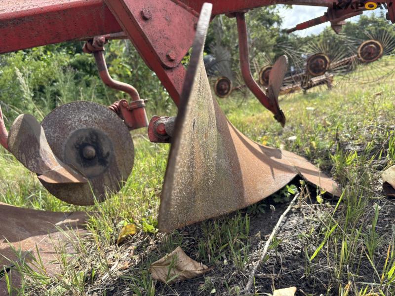 Skjold Eminent 3 furrow plough 20