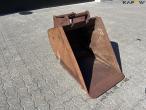Excavator bucket 60 with Hydrema hitch 3