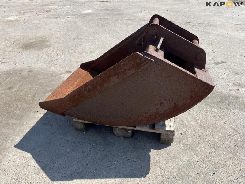 Viby shovel with Hydrema hitch 8
