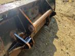 Bucket with Manitou hitch 15